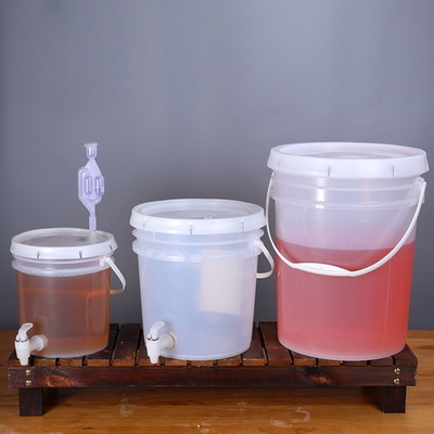 comprare Ecologico attrezzatura birreria 5L capacità botti di vino Enzima di plastica secchio birra botte con rubinetto fabbricazione online